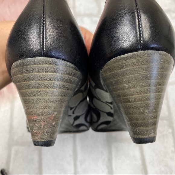 Coach Wedge Black Heels 6/6.5 - Picture 5 of 8